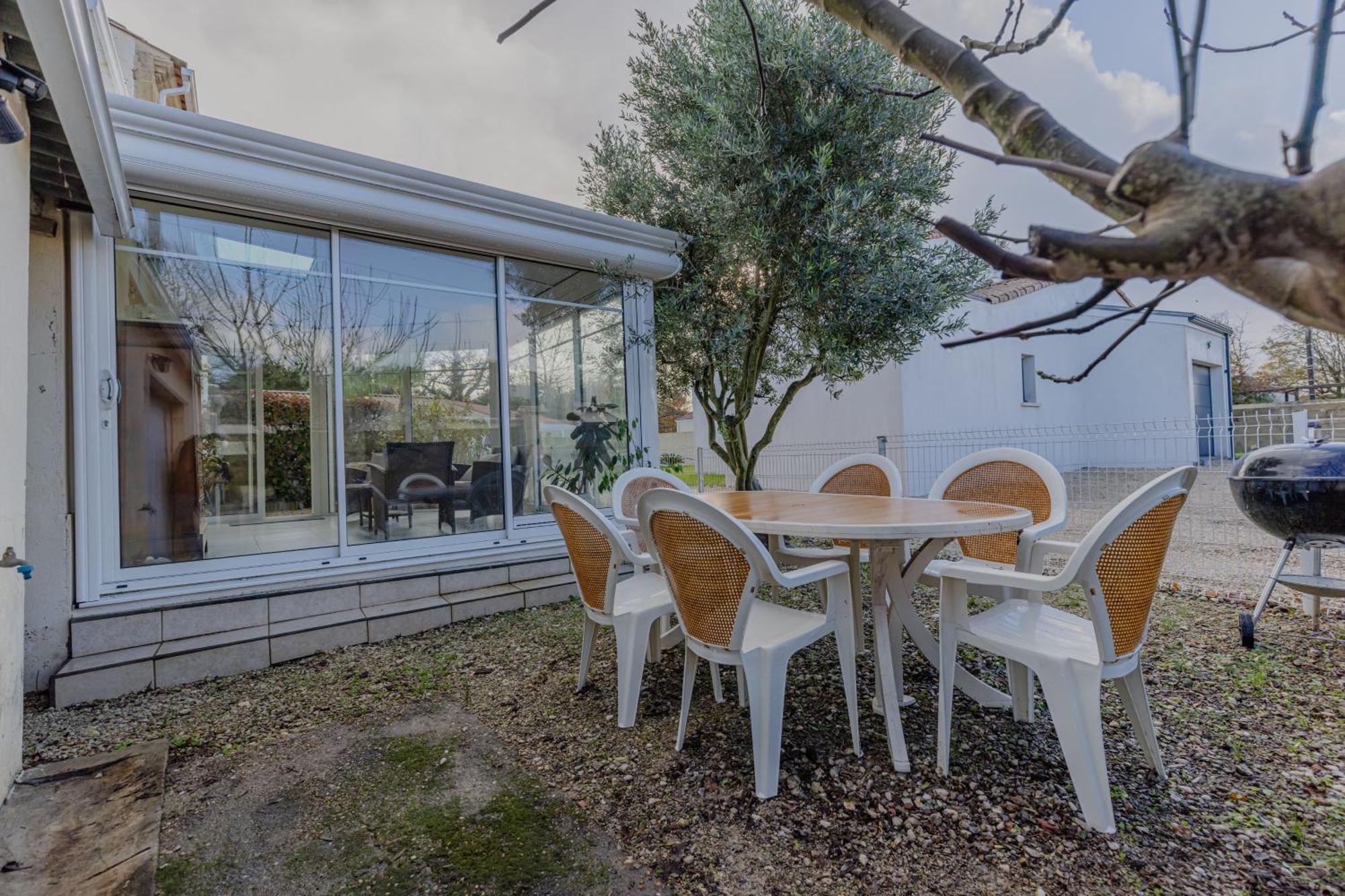 Charmante Maison Au Calme Royan Buitenkant foto